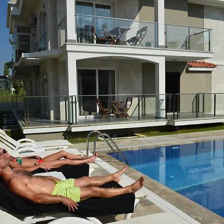 Lighthouse Nadia Aparts Apartman Fethiye
