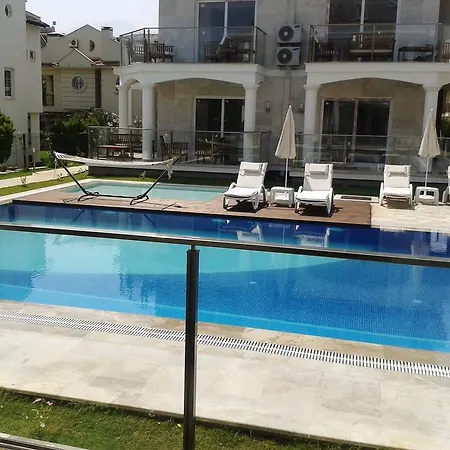 Lighthouse Nadia Aparts Apartament *