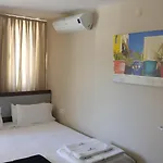 纳迪亚灯塔公寓式酒店