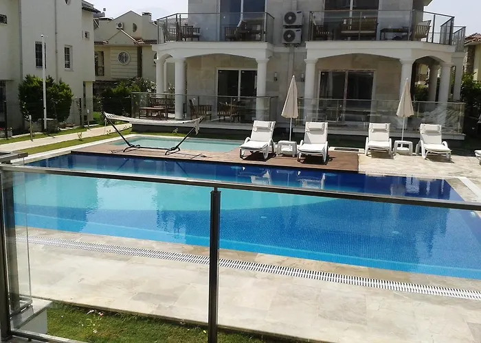 Lighthouse Nadia Aparts Lejlighed *