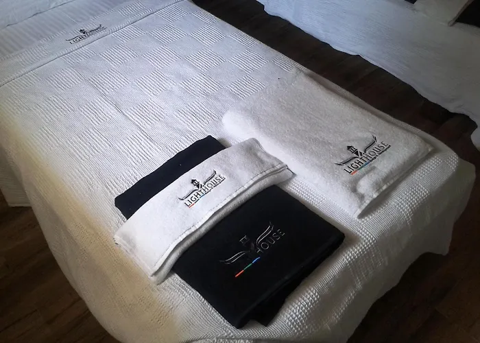 Lighthouse Nadia Aparts *