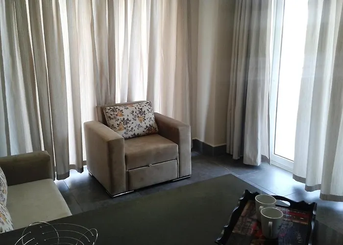 Lighthouse Nadia Aparts