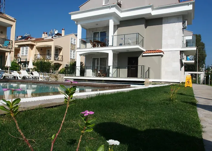 Lighthouse Nadia Aparts فتحية