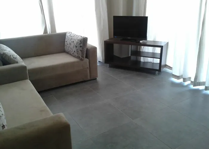 Lighthouse Nadia Aparts * فتحية