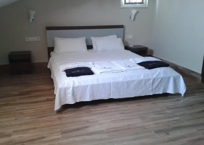 Lighthouse Nadia Aparts *